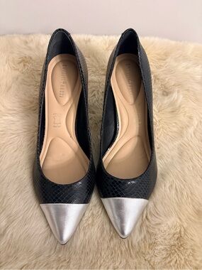 Capelli Rossi Black Leather Snake-Textured Pointed Heels with Silver Cap